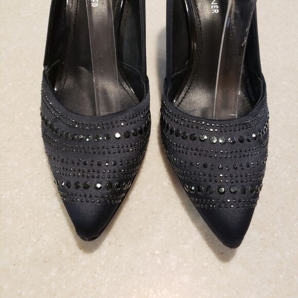 Donald J Pliner Black Professional embellished Pump heel Size 8.5 - Picture 3 of 9